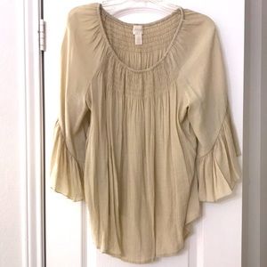 Chico’s ruffle sleeve peasant top